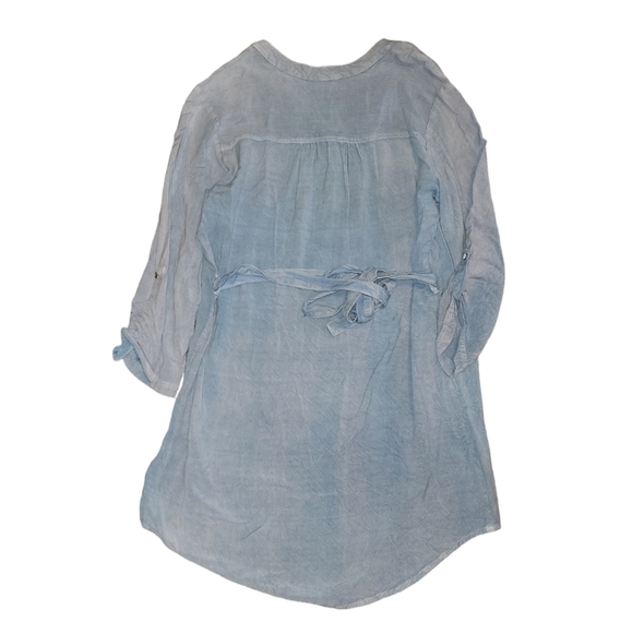 Bobbie Brooks size medium shirt dress. Adjustable sleeves, Pocket on front - Picture 7 of 12